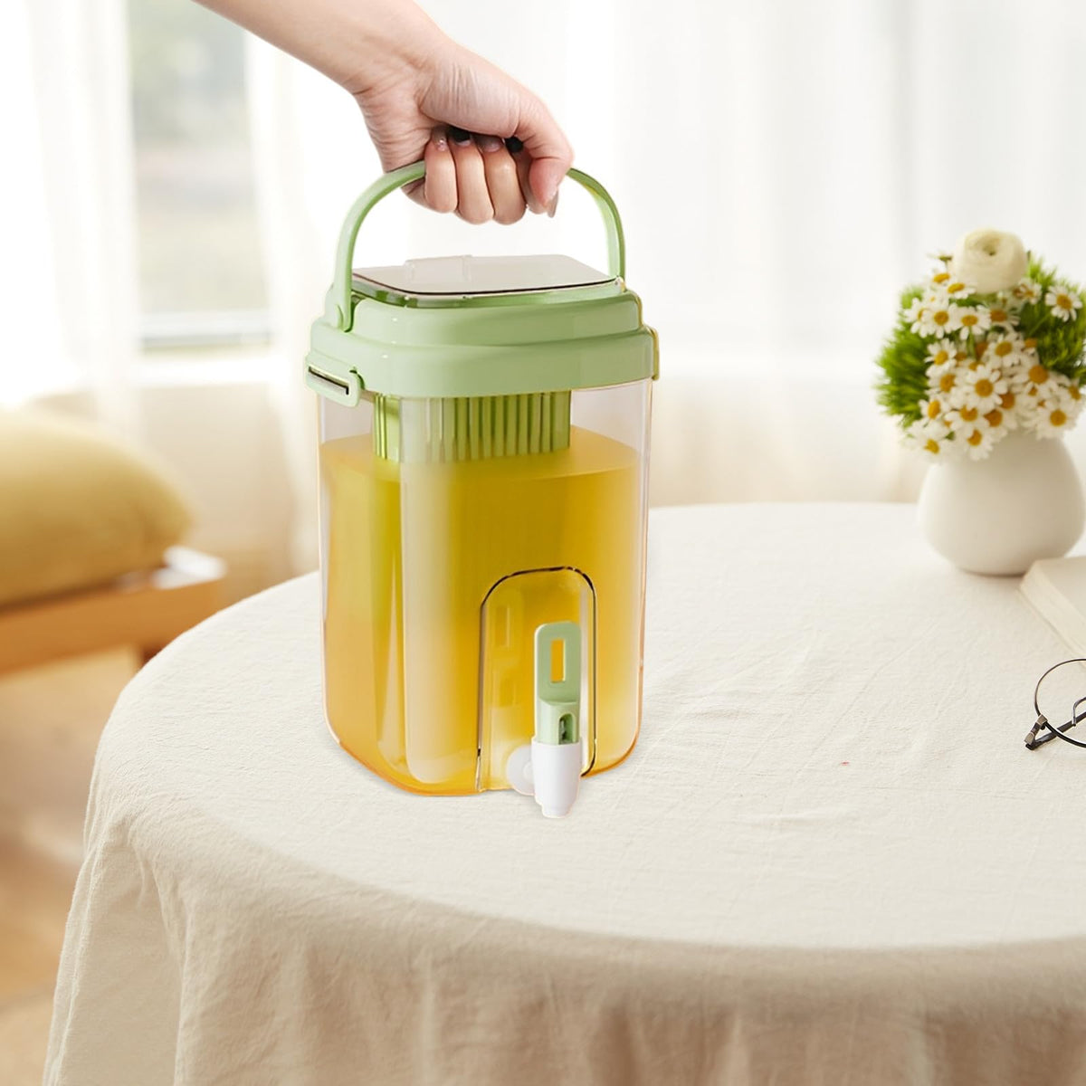 2L Plastic Water Dispenser Jug with Faucet E2064