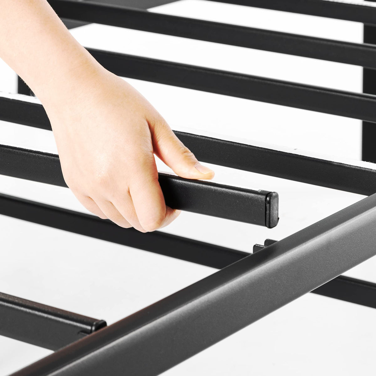 18 Inch Black Metal Platform Bed Frame G573