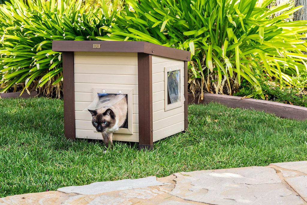 Maple Brown Outdoor Cat House L2670