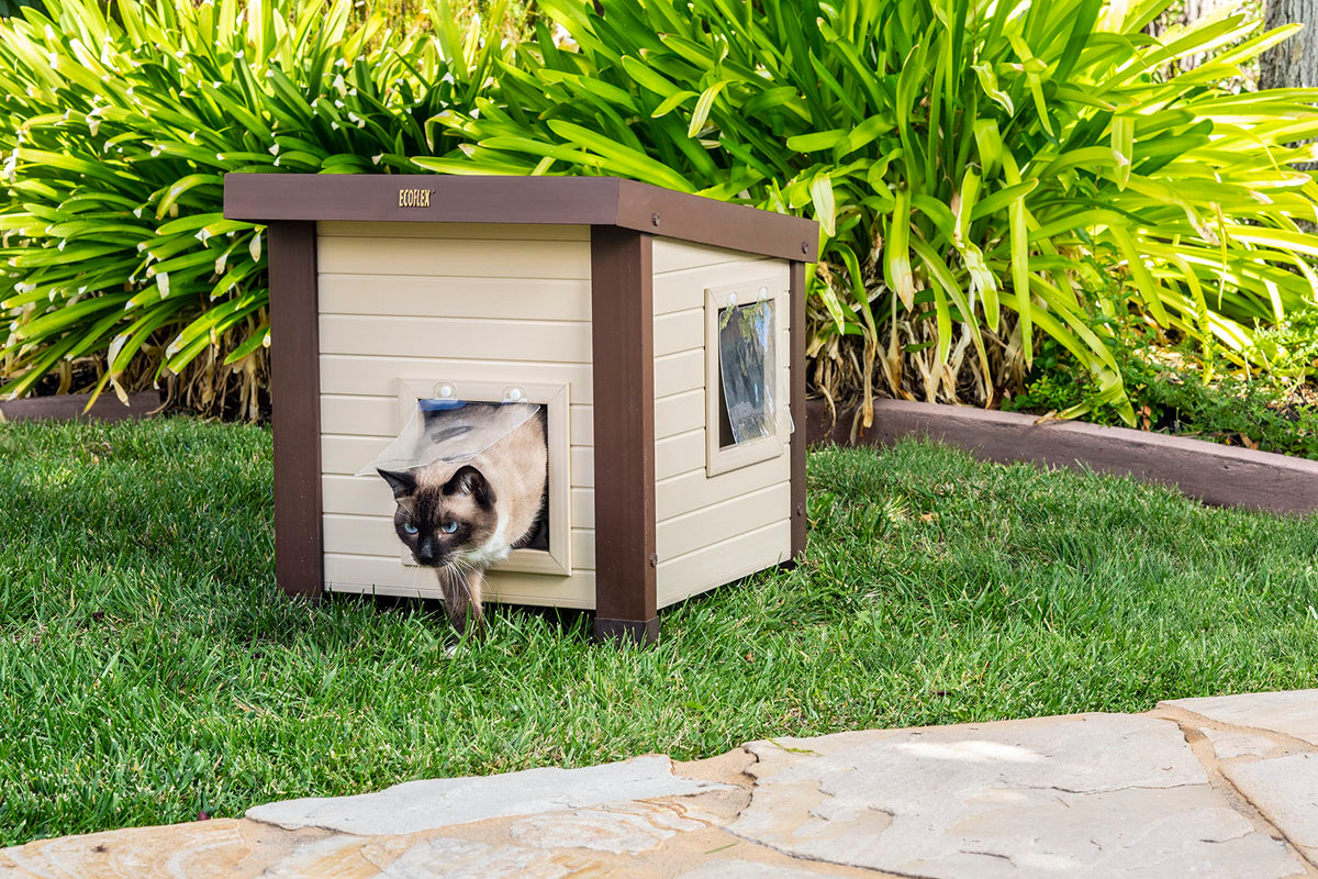 Maple Brown Outdoor Cat House L2670